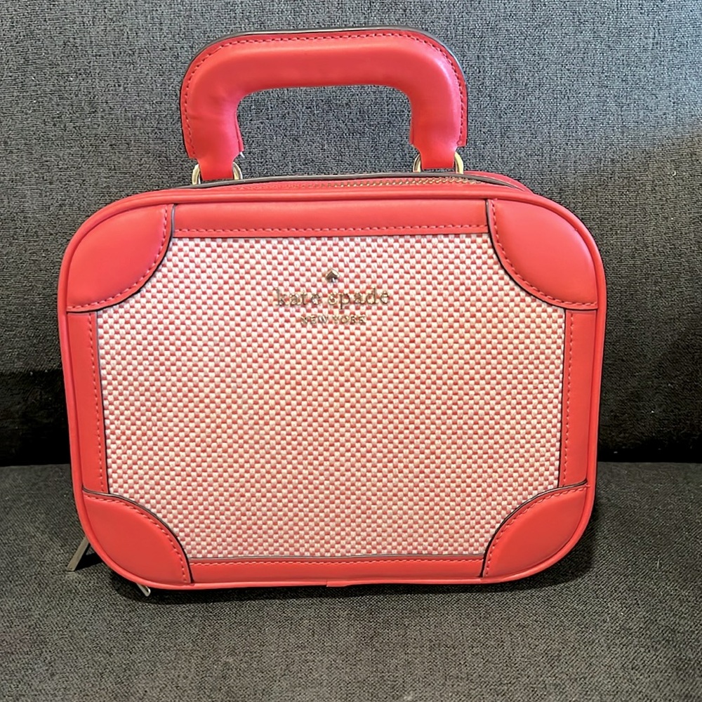 Kate Spade Traveler Trunk Crossbody in Pink